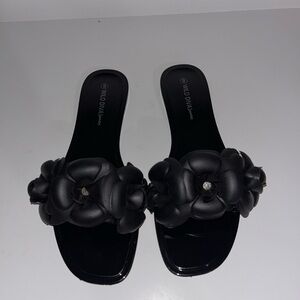 Wild Diva Black Floral Slide Sandals